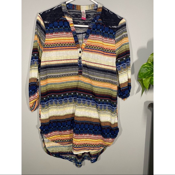 No Boundaries Half Sleeve Top - Picture 2 of 4